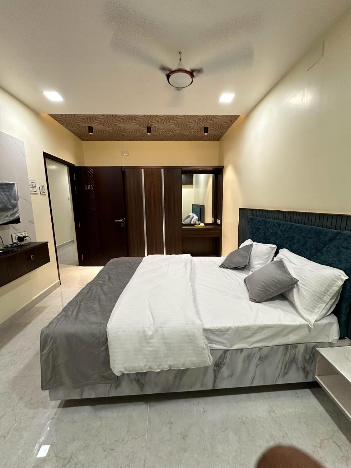 Hotel Jai Raja'S Tower Karaikkudi Esterno foto